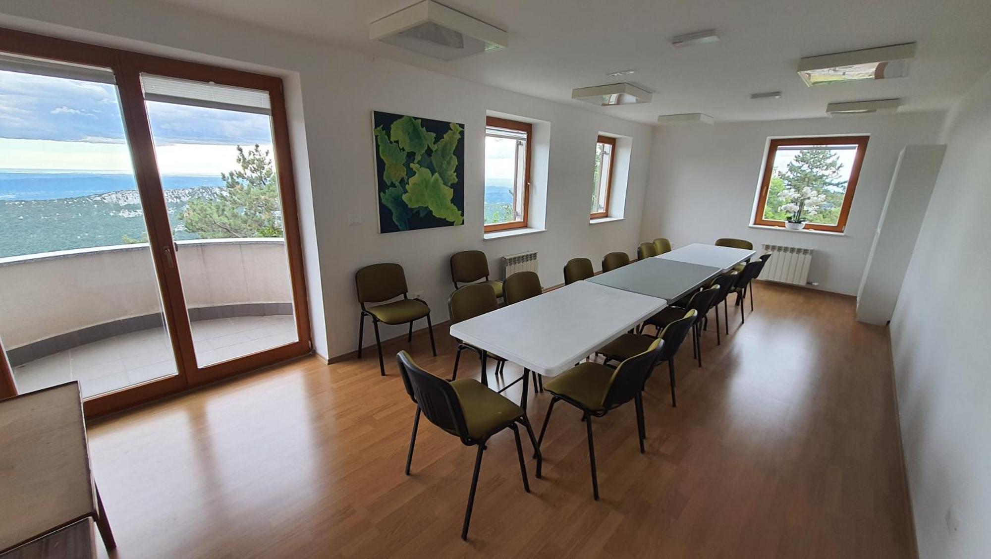 Prenocisca Center Mir In Dobro Hotel Solkan Exterior photo