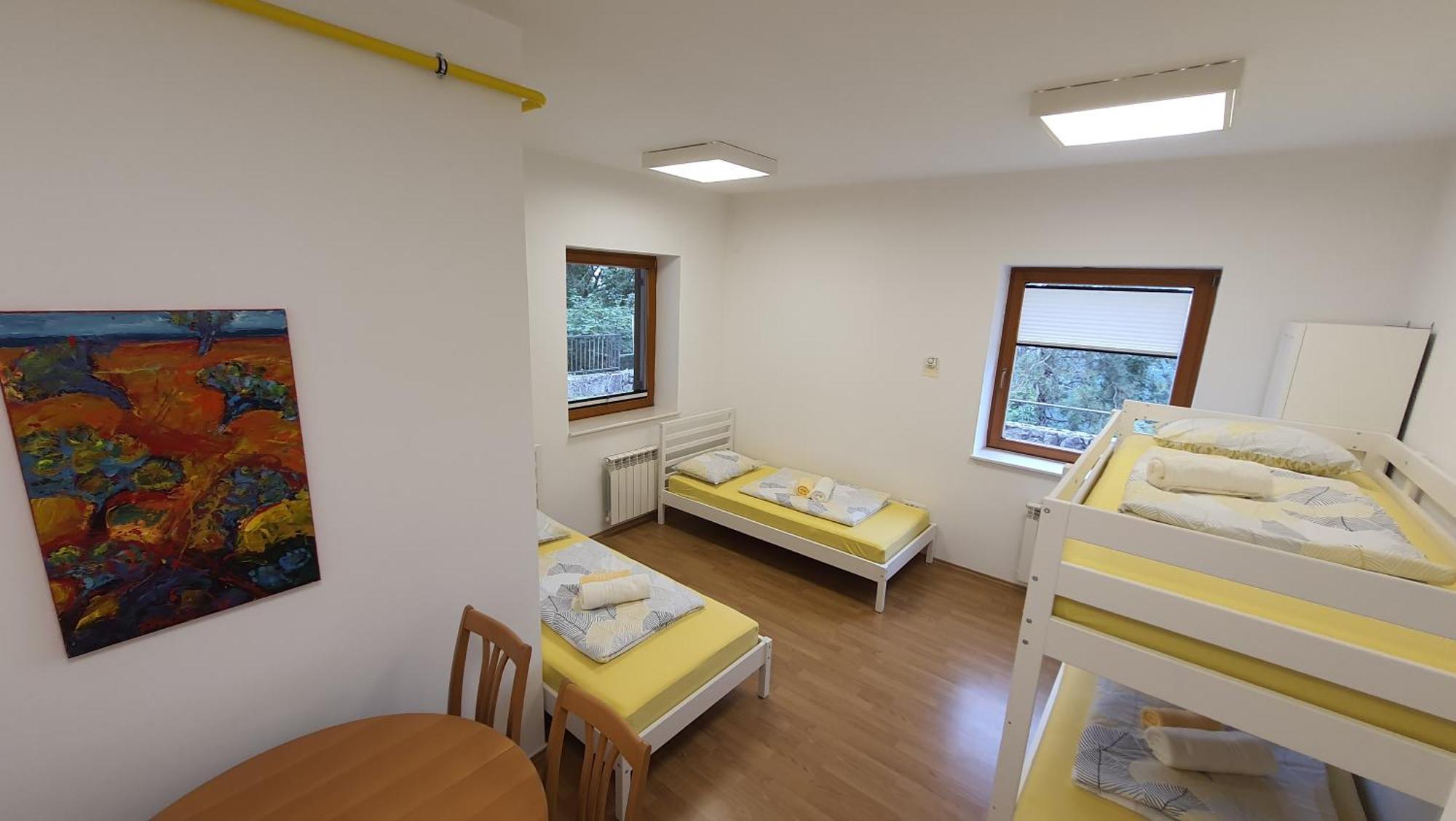 Prenocisca Center Mir In Dobro Hotel Solkan Exterior photo