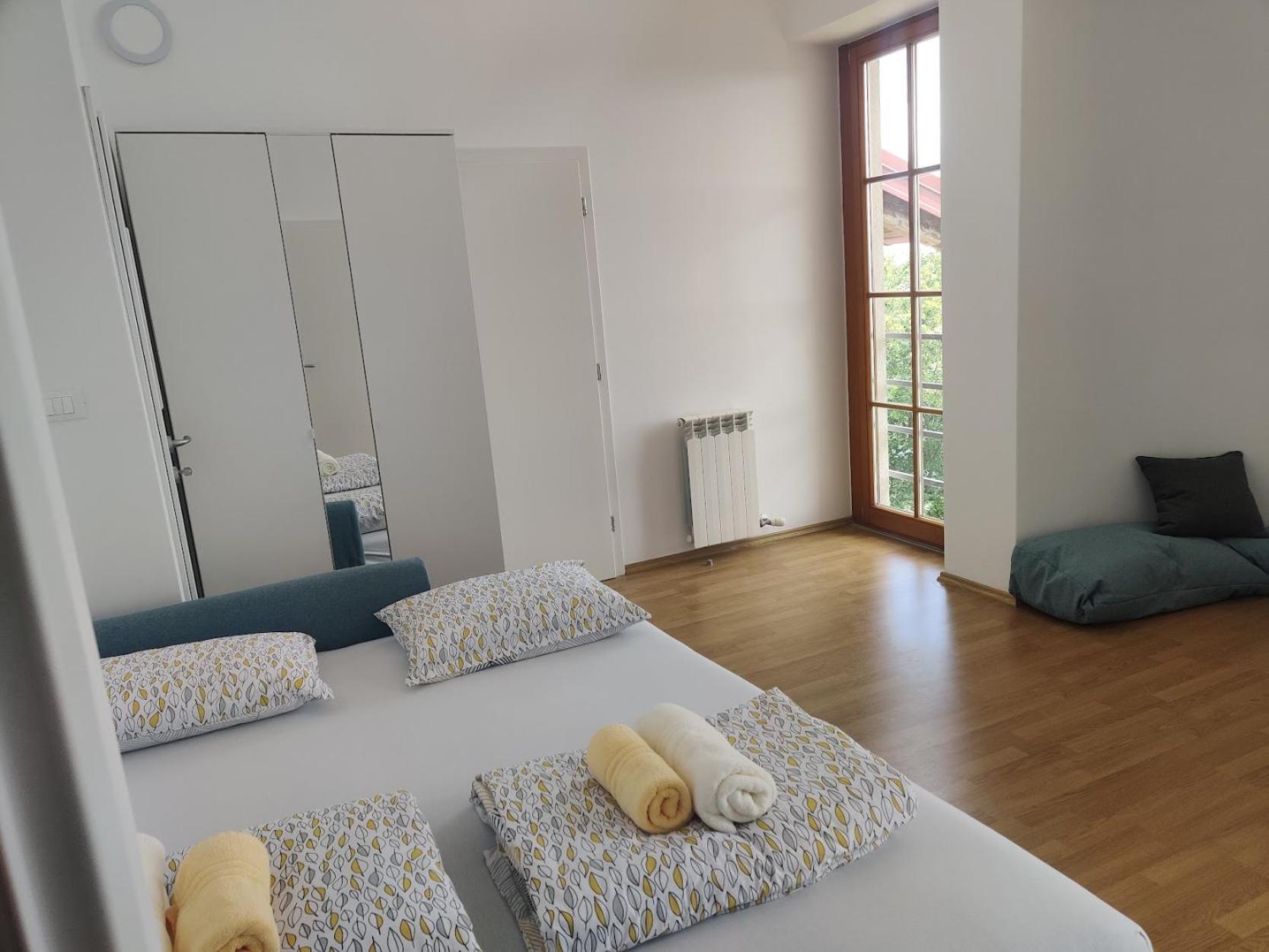 Prenocisca Center Mir In Dobro Hotel Solkan Exterior photo